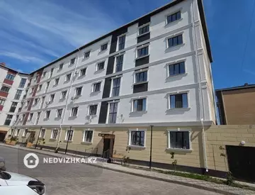 2-комнатная квартира, этаж 3 из 5, 75 м²