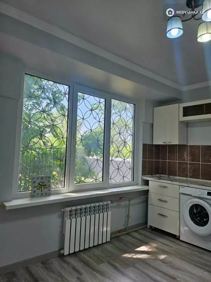 1-комнатная квартира, этаж 1 из 3, 48 м², фотография 5