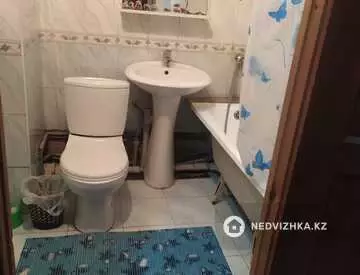 1-комнатная квартира, этаж 2 из 5, 32 м², миниатюра 1