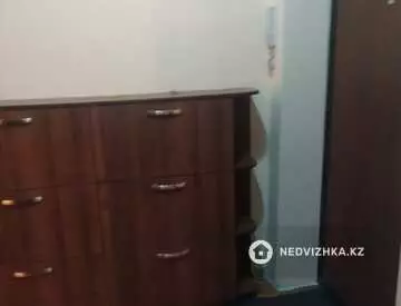 1-комнатная квартира, этаж 2 из 5, 32 м², миниатюра 4