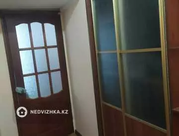 1-комнатная квартира, этаж 2 из 5, 32 м², миниатюра 5