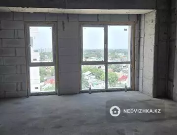 1-комнатная квартира, этаж 9 из 14, 38 м²