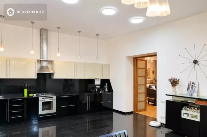 6-комнатный дом, 19 соток, 470 м², На длительный срок, фотография 4