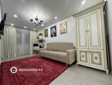 1-комнатная квартира, этаж 3 из 4, 28 м², миниатюра 2