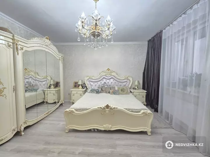 2-комнатная квартира, этаж 13 из 15, 56 м²