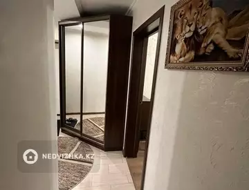 3-комнатная квартира, этаж 3 из 4, 63 м², миниатюра 4