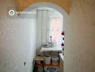 3-комнатная квартира, этаж 1 из 5, 66 м², миниатюра 3
