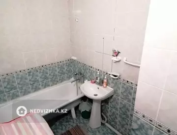 2-комнатная квартира, этаж 6 из 6, 60 м², миниатюра 11