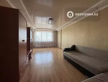 2-комнатная квартира, этаж 14 из 19, 70 м², миниатюра 3