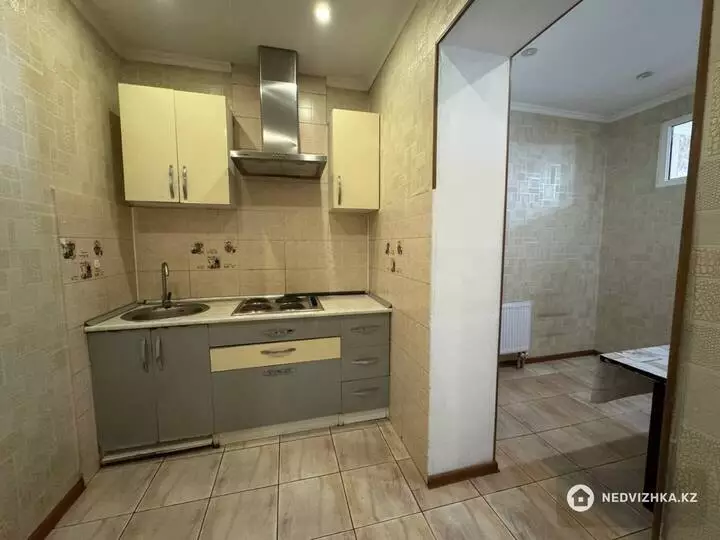2-комнатная квартира, этаж 14 из 19, 70 м², фотография 5