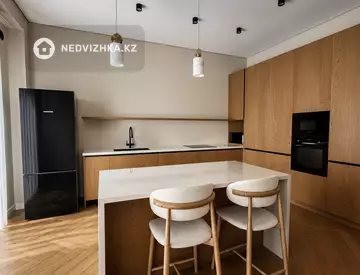 4-комнатный таунхаус, 1 соток, 245 м², миниатюра 6