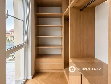 4-комнатный таунхаус, 1 соток, 245 м², миниатюра 11
