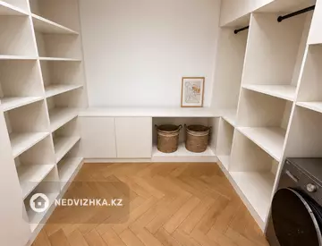 4-комнатный таунхаус, 1 соток, 245 м², миниатюра 12