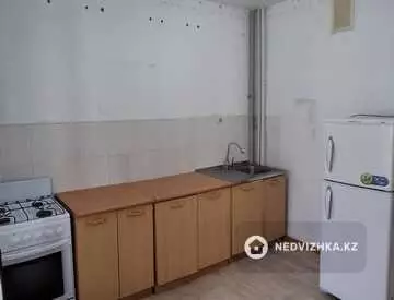 1-комнатная квартира, этаж 2 из 9, 41 м², миниатюра 4