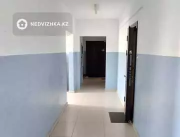 1-комнатная квартира, этаж 2 из 9, 41 м², миниатюра 12
