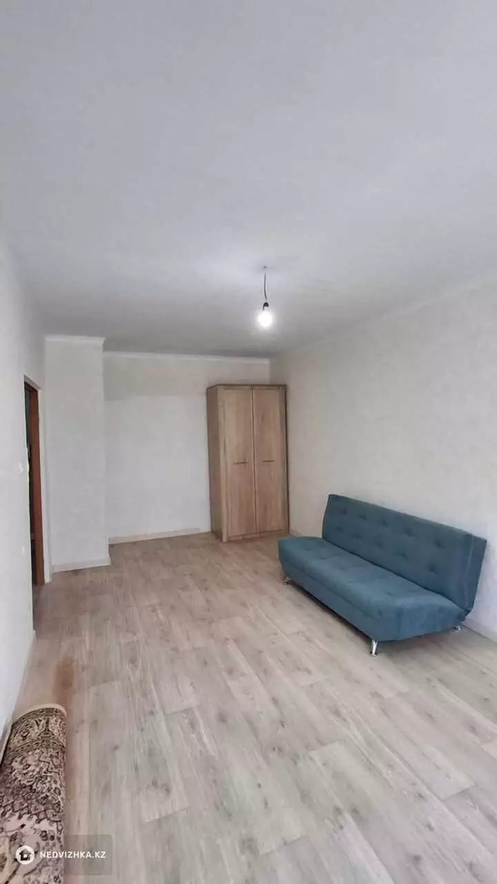 1-комнатная квартира, этаж 2 из 9, 41 м², фотография 2