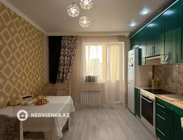 2-комнатная квартира, этаж 7 из 10, 60 м², миниатюра 5