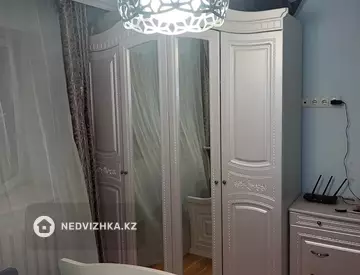 3-комнатная квартира, этаж 7 из 10, 80 м², миниатюра 2