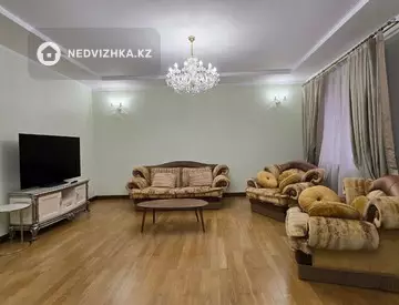 6-бөлмелі үй, 10 соттық, 600 м², На длительный срок, 8-нобай