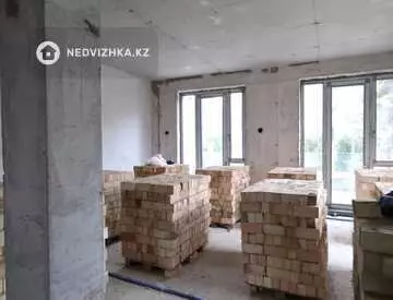 4-бөлмелі пәтер, қабат 1 барлық қабат саны 3, 230 м², 4-нобай