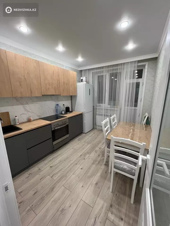 1-комнатная квартира, этаж 3 из 9, 37 м², фотография 3