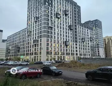 3-комнатная квартира, этаж 9 из 9, 85 м², миниатюра 2