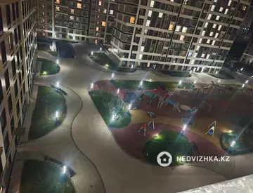 3-комнатная квартира, этаж 4 из 9, 85 м², миниатюра 2