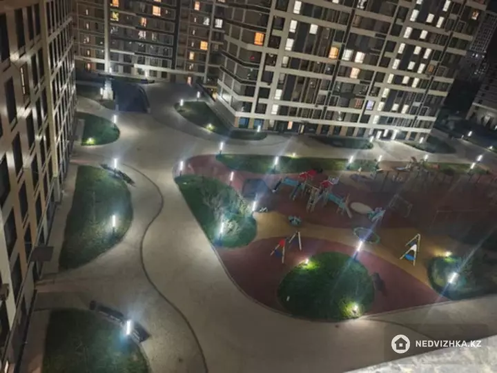 1-комнатная квартира, этаж 16 из 18, 40 м²