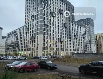 1-комнатная квартира, этаж 16 из 18, 40 м², миниатюра 2