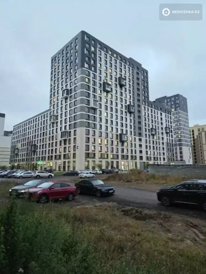 1-комнатная квартира, этаж 16 из 18, 40 м², фотография 2