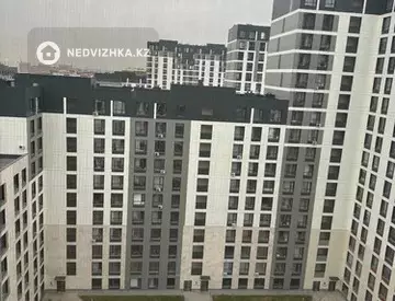 1-комнатная квартира, этаж 16 из 18, 40 м², миниатюра 3