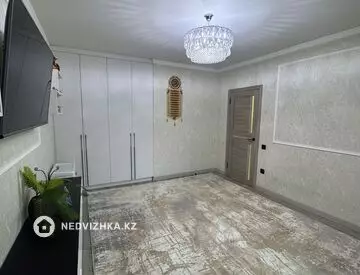 2-комнатная квартира, этаж 3 из 5, 53 м², миниатюра 4