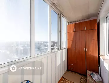 2-комнатная квартира, этаж 12 из 12, 61 м², миниатюра 11