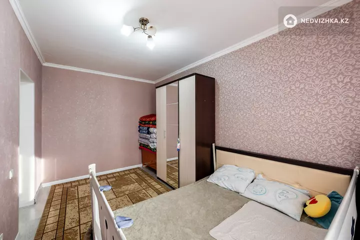 2-комнатная квартира, этаж 12 из 12, 61 м², фотография 5