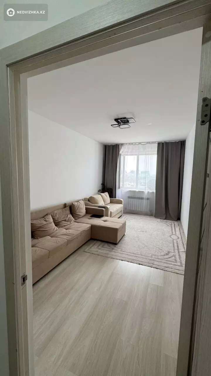 1-комнатная квартира, этаж 12 из 16, 36 м², фотография 4