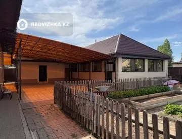 4-комнатный дом, 12 соток, 164 м²