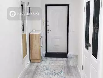 3-комнатная квартира, этаж 15 из 18, 81 м², миниатюра 11
