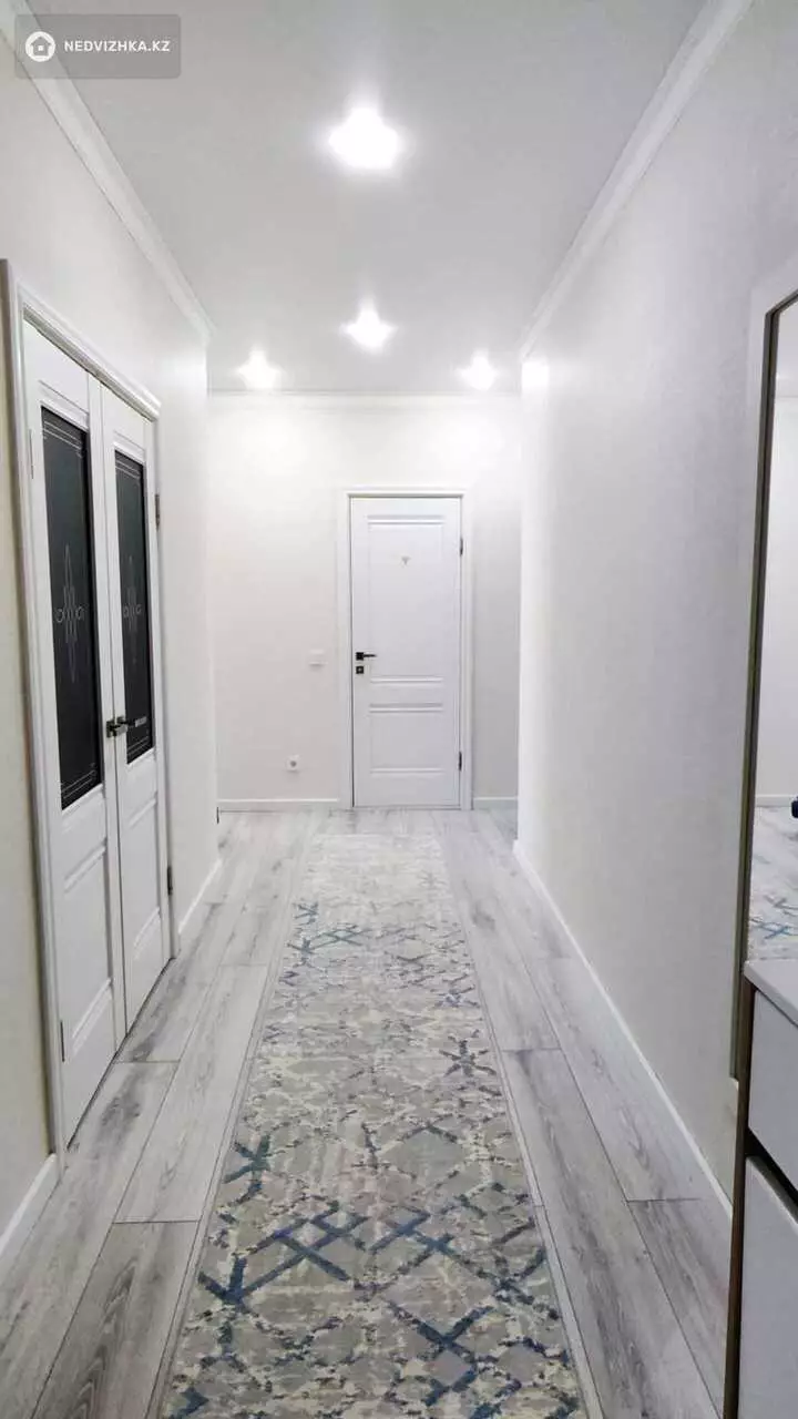3-комнатная квартира, этаж 15 из 18, 81 м², фотография 5