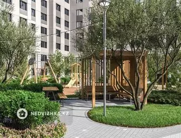 2-комнатная квартира, этаж 3 из 9, 50 м², На длительный срок