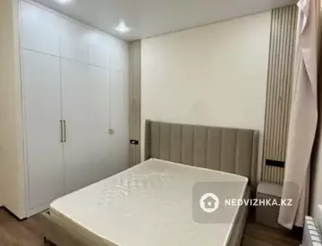 2-комнатная квартира, этаж 8 из 9, 46 м², миниатюра 3