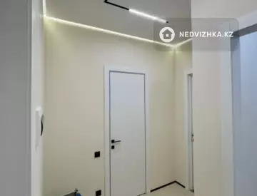 2-комнатная квартира, этаж 8 из 9, 46 м², миниатюра 4