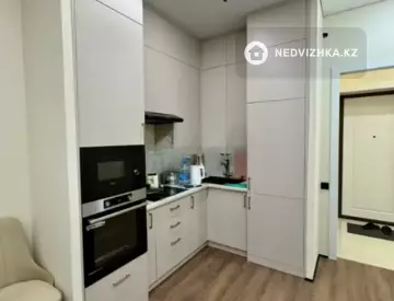 2-комнатная квартира, этаж 8 из 9, 46 м², миниатюра 10