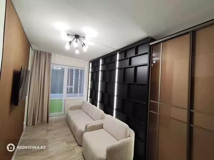 2-комнатная квартира, этаж 12 из 14, 62 м², фотография 4