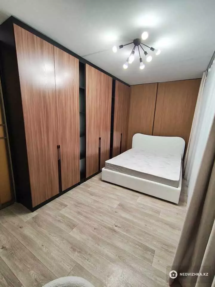 2-комнатная квартира, этаж 12 из 14, 62 м², фотография 3