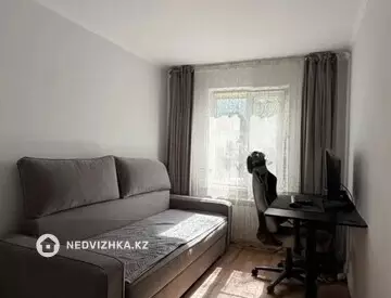 3-комнатная квартира, этаж 4 из 5, 60 м²