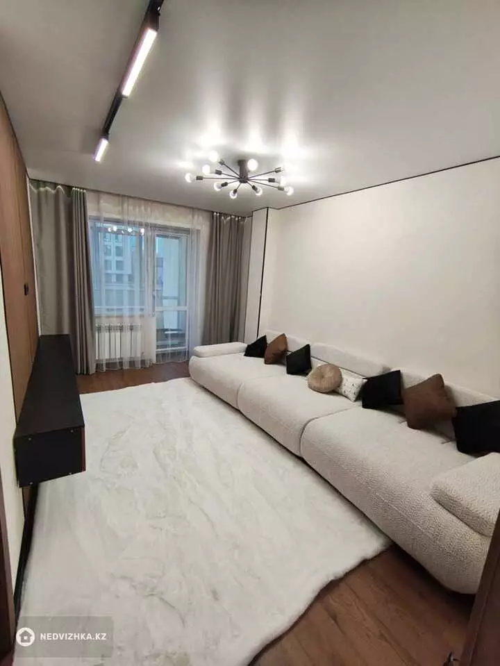 5-комнатная квартира, этаж 2 из 10, 125 м²