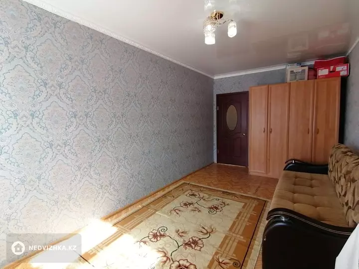 2-комнатная квартира, этаж 6 из 6, 61 м², фотография 3
