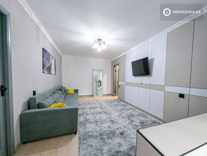 2-комнатная квартира, этаж 2 из 5, 42 м²