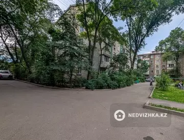 2-комнатная квартира, этаж 2 из 5, 42 м², миниатюра 11