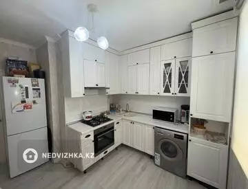 3-комнатная квартира, этаж 5 из 5, 80 м², миниатюра 11